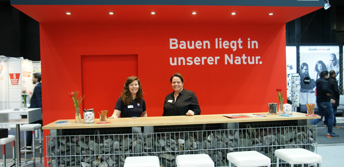 com_bau (1) com_bau (1)
